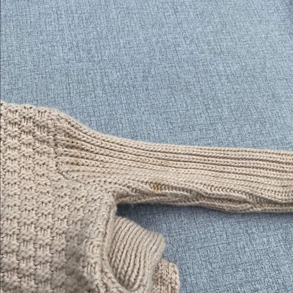 Cotton On sweater - Picture 4 of 5